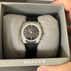 Skagen Women’s watch NWT